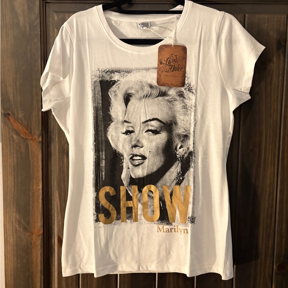Black and White Graphic Short Sleeve Tee